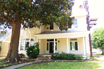 1114 Garland